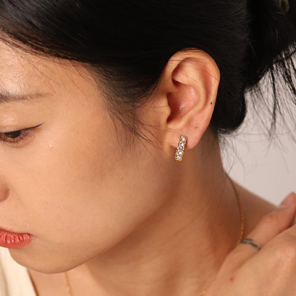 Inlaid Full Zircon CC Shape Huggie Hoop Earrings 18K Gold Plated Stainless Steel - Picture 3 of 8